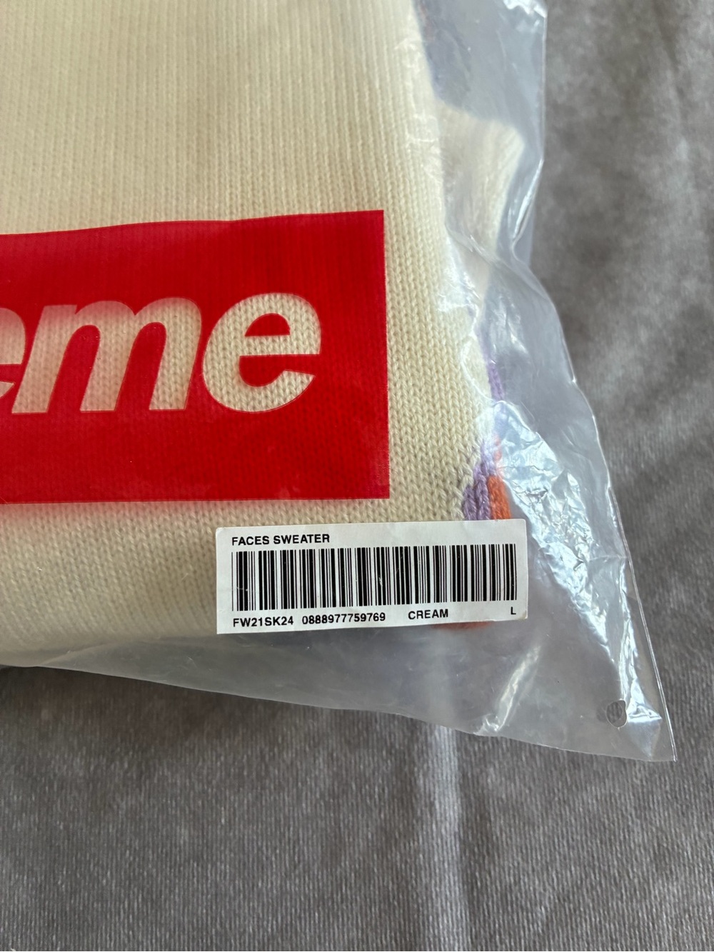Supreme Cream/Lavender/Green Artist Face Intarsia Crewneck Sweater - Picture 4 of 4